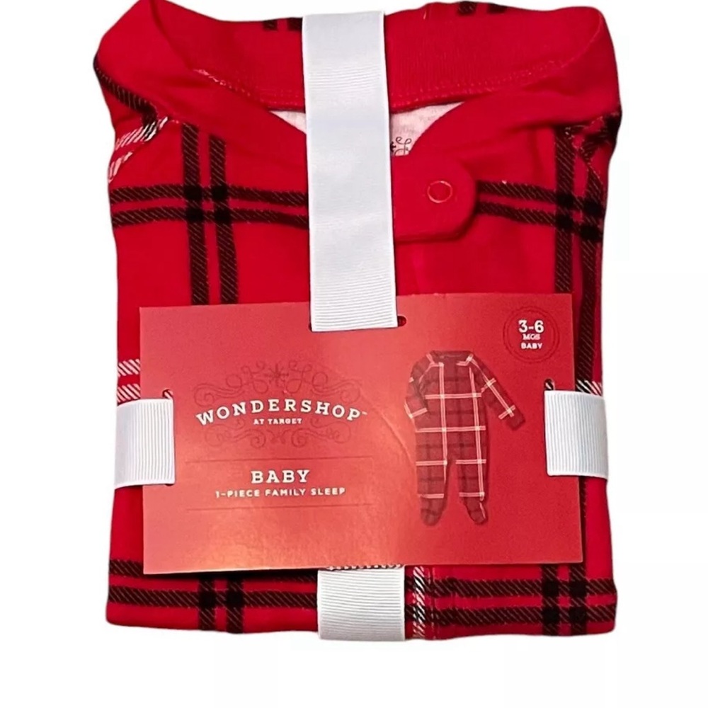 Wondershop 3-6 M Red Plaid Footed 1-Piece Sleeper Family Pajamas Sleepwear NEW